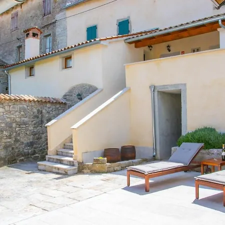 Apartment New Renovated Stone House